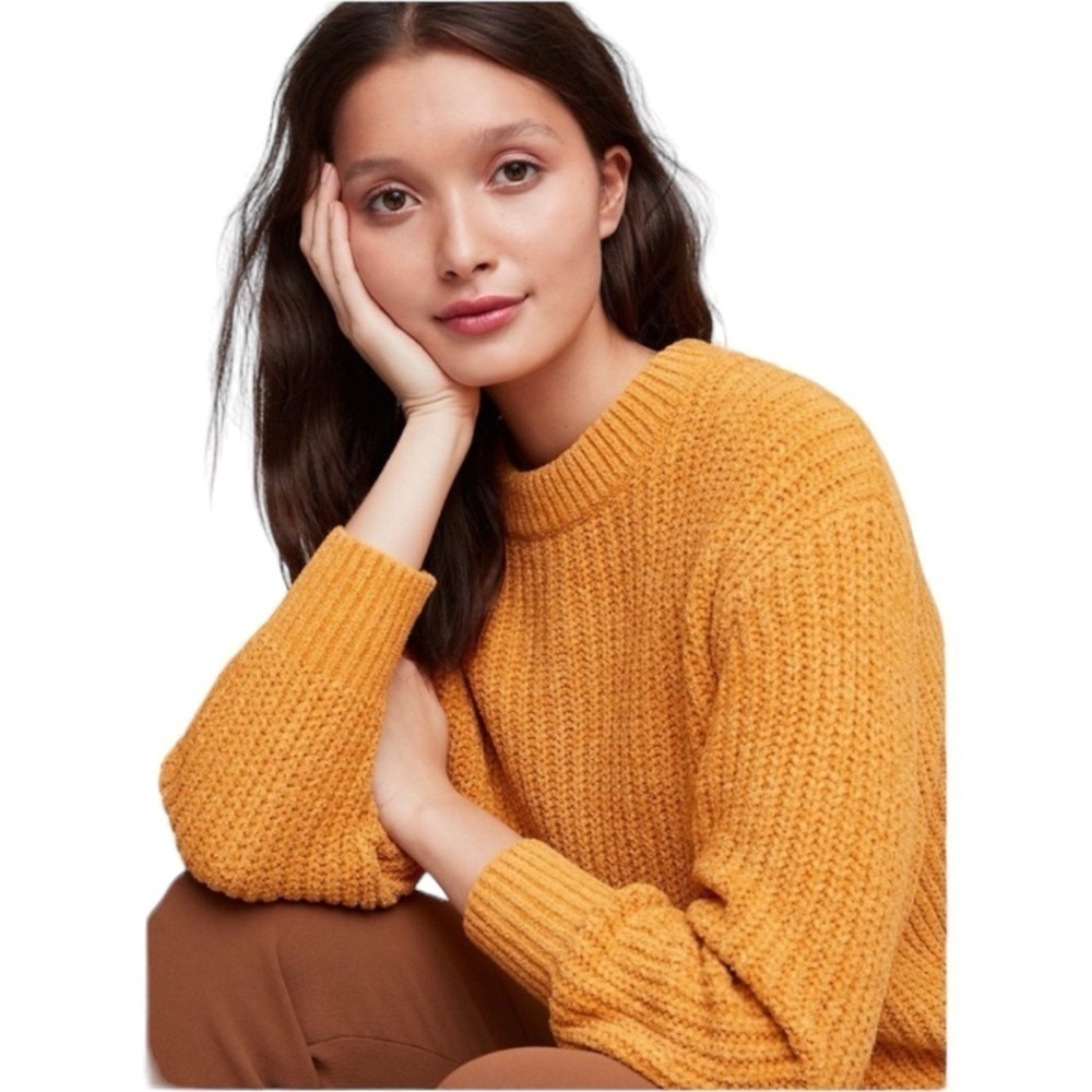 Aritzia Wilfred Essential Chenille Sweater